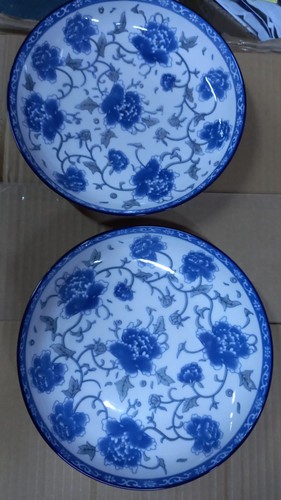 Blue white chinese porcelain - &,